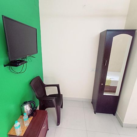 Green Tree Hotel-Near Vfs Global And Ramee Mall Chennai Zewnętrze zdjęcie