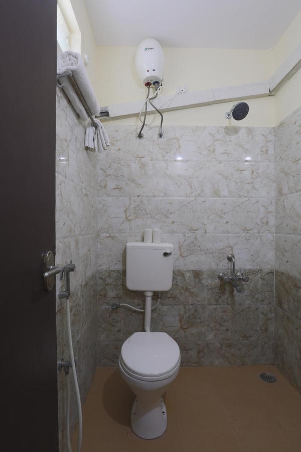 Green Tree Hotel-Near Vfs Global And Ramee Mall Chennai Zewnętrze zdjęcie