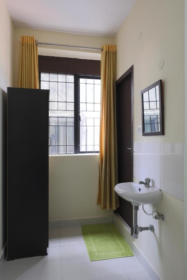 Green Tree Hotel-Near Vfs Global And Ramee Mall Chennai Zewnętrze zdjęcie