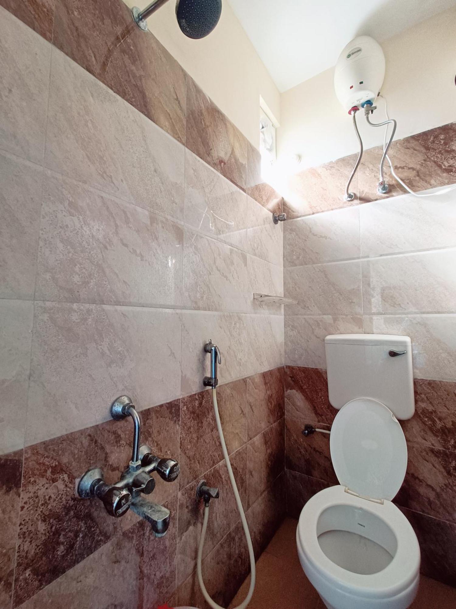 Green Tree Hotel-Near Vfs Global And Ramee Mall Chennai Zewnętrze zdjęcie