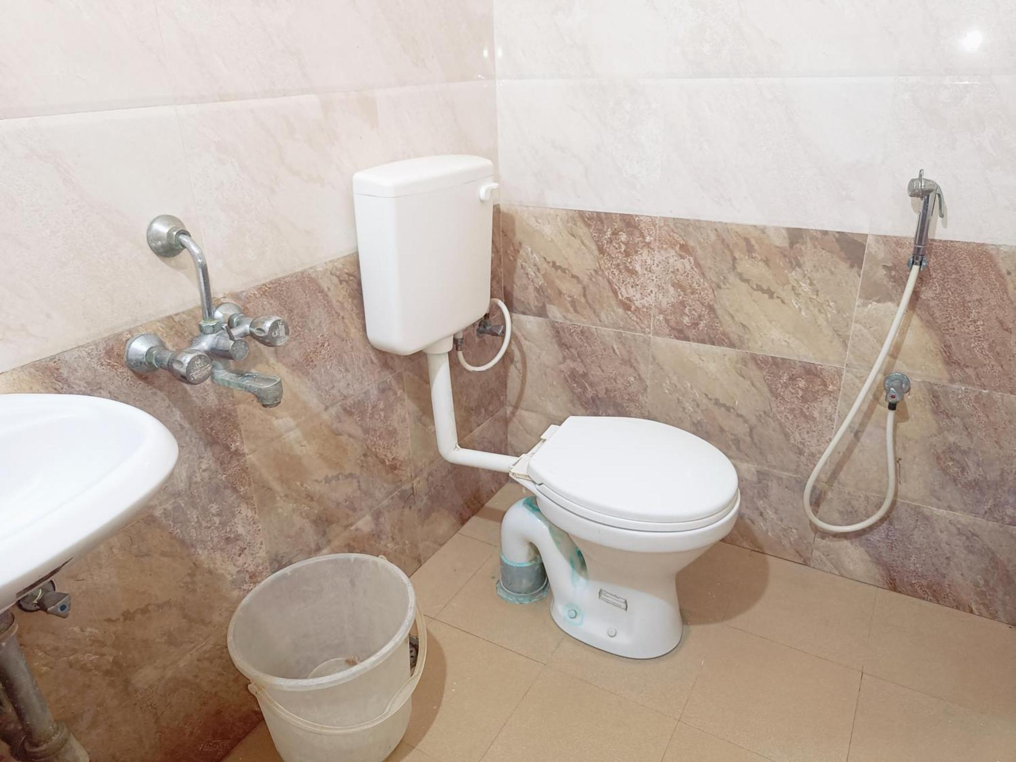 Green Tree Hotel-Near Vfs Global And Ramee Mall Chennai Zewnętrze zdjęcie