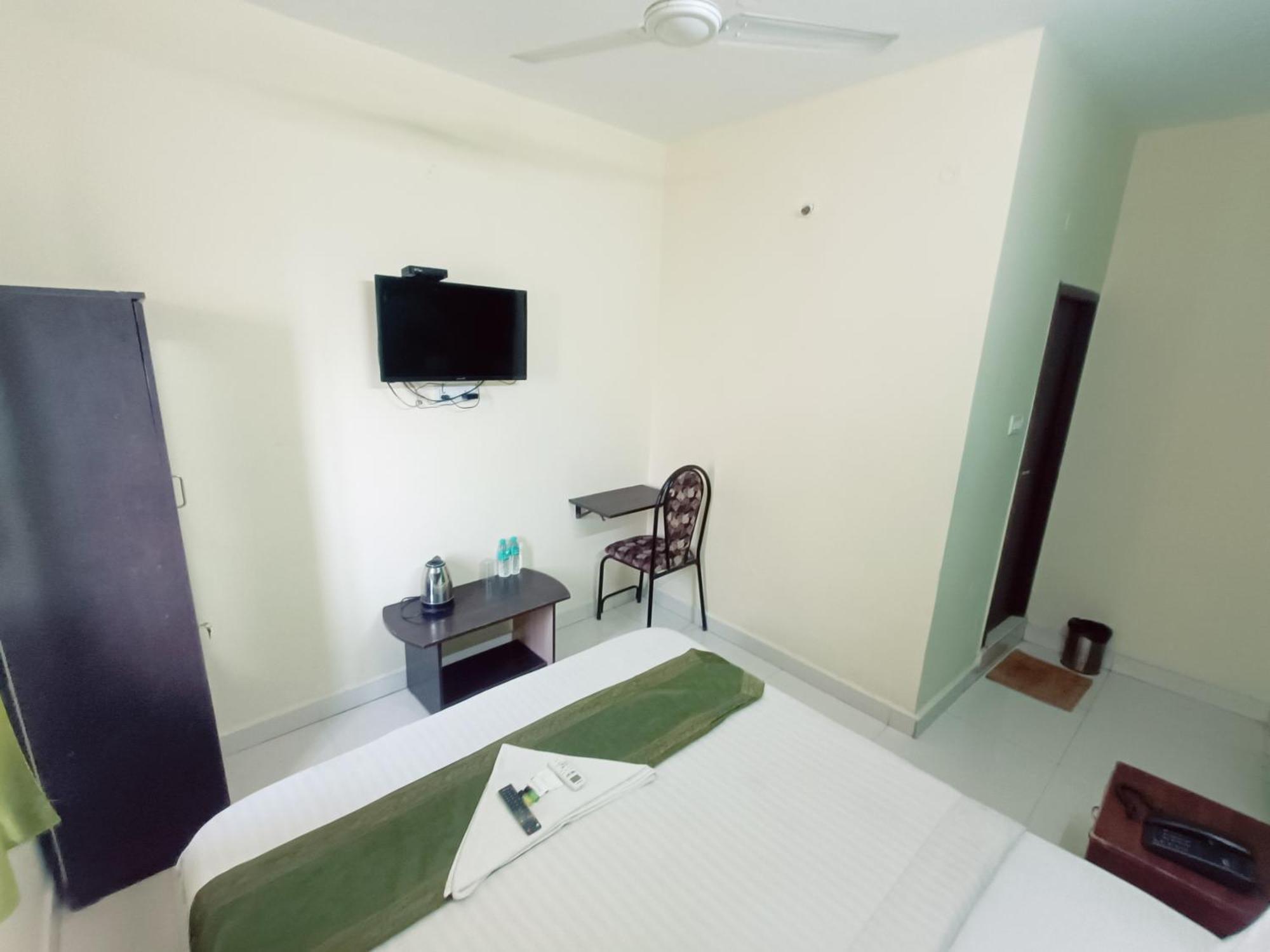 Green Tree Hotel-Near Vfs Global And Ramee Mall Chennai Zewnętrze zdjęcie
